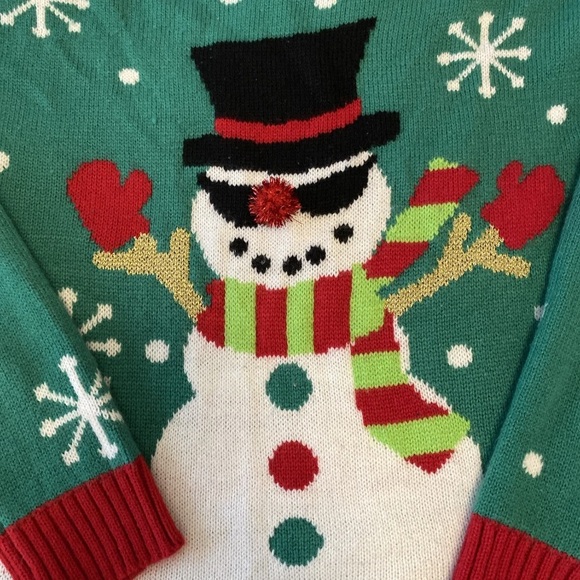 Blizzard Bay Snowman Wearing Sunglasses Christmas Sweater Green Red size Medium - Picture 2 of 8
